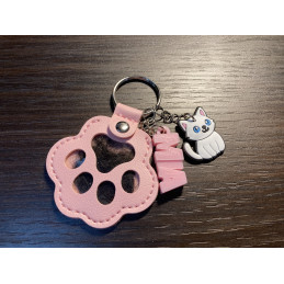 Keychain with name,paw and cat